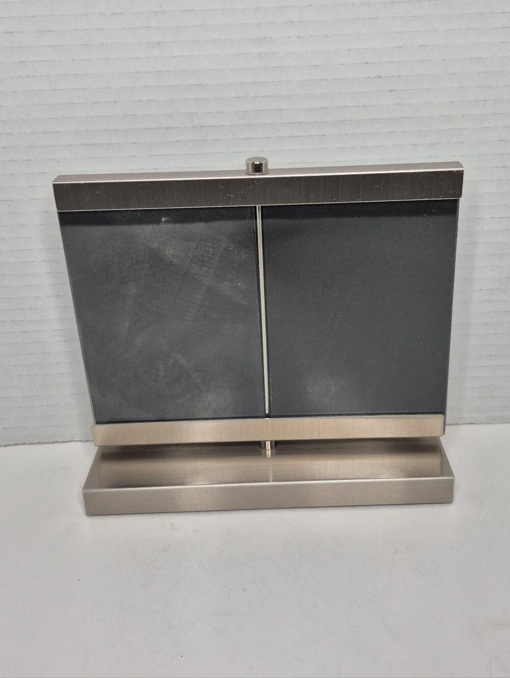 Double Picture Frame You Can Spin